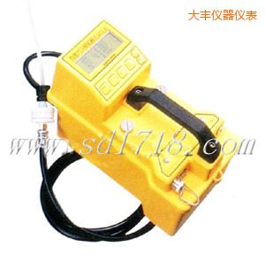 ���S����;�z�y�x